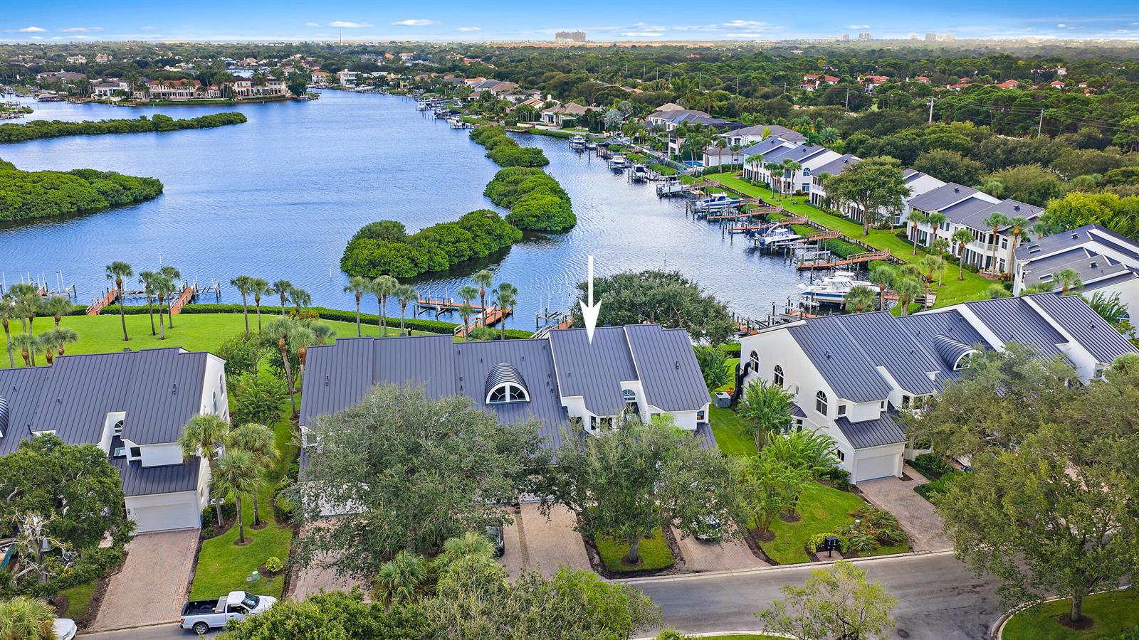 214 Eagle Drive, Jupiter FL 33477 photo 2