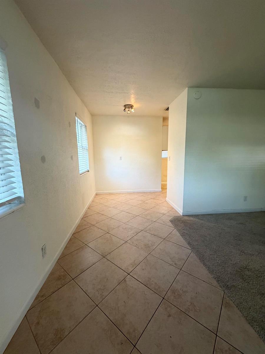 1226 S H Street, FL 33460 photo 2