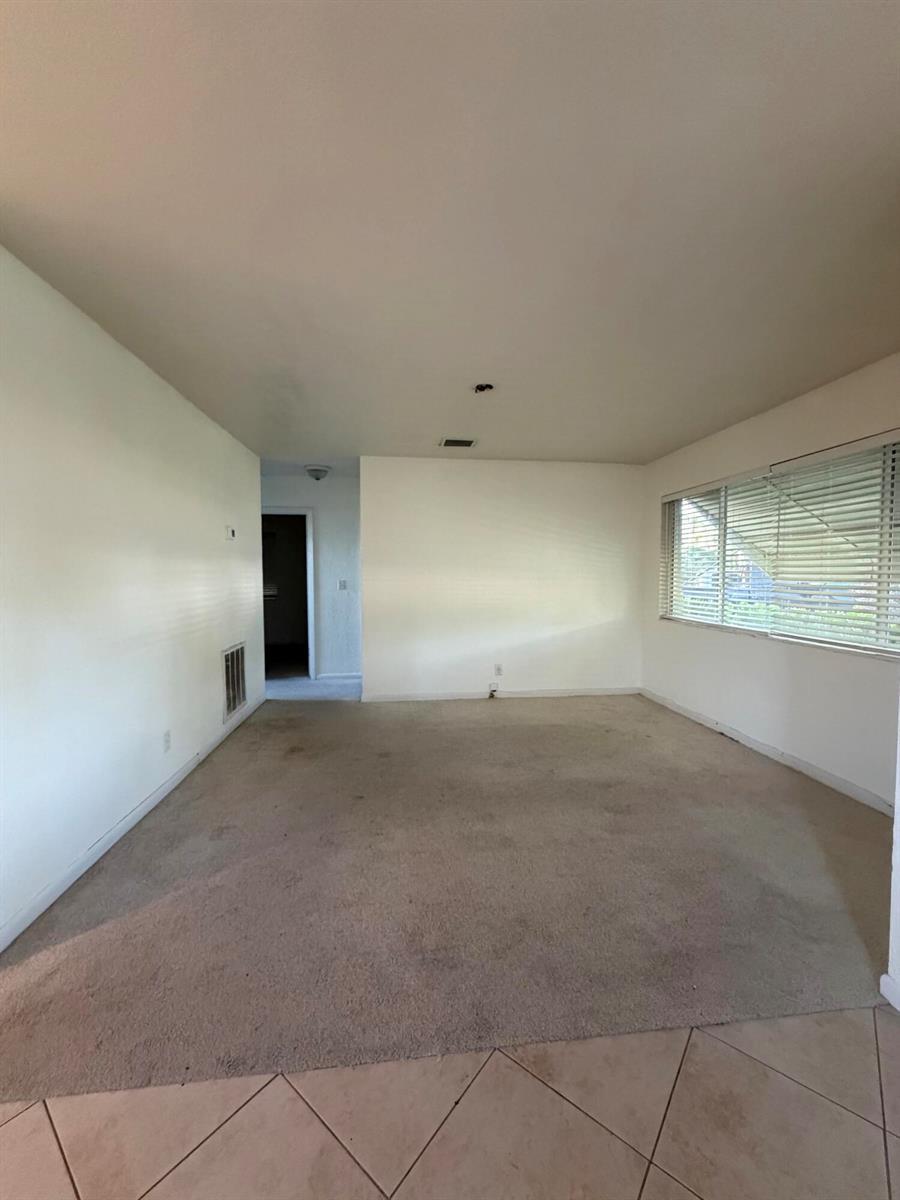 1226 S H Street, FL 33460 photo 4