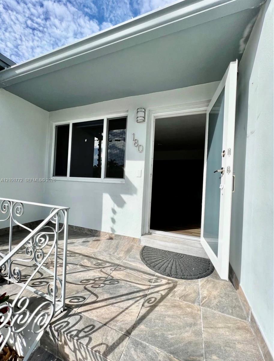 180 NW 32nd Pl # 1, Miami FL 33125 photo 2