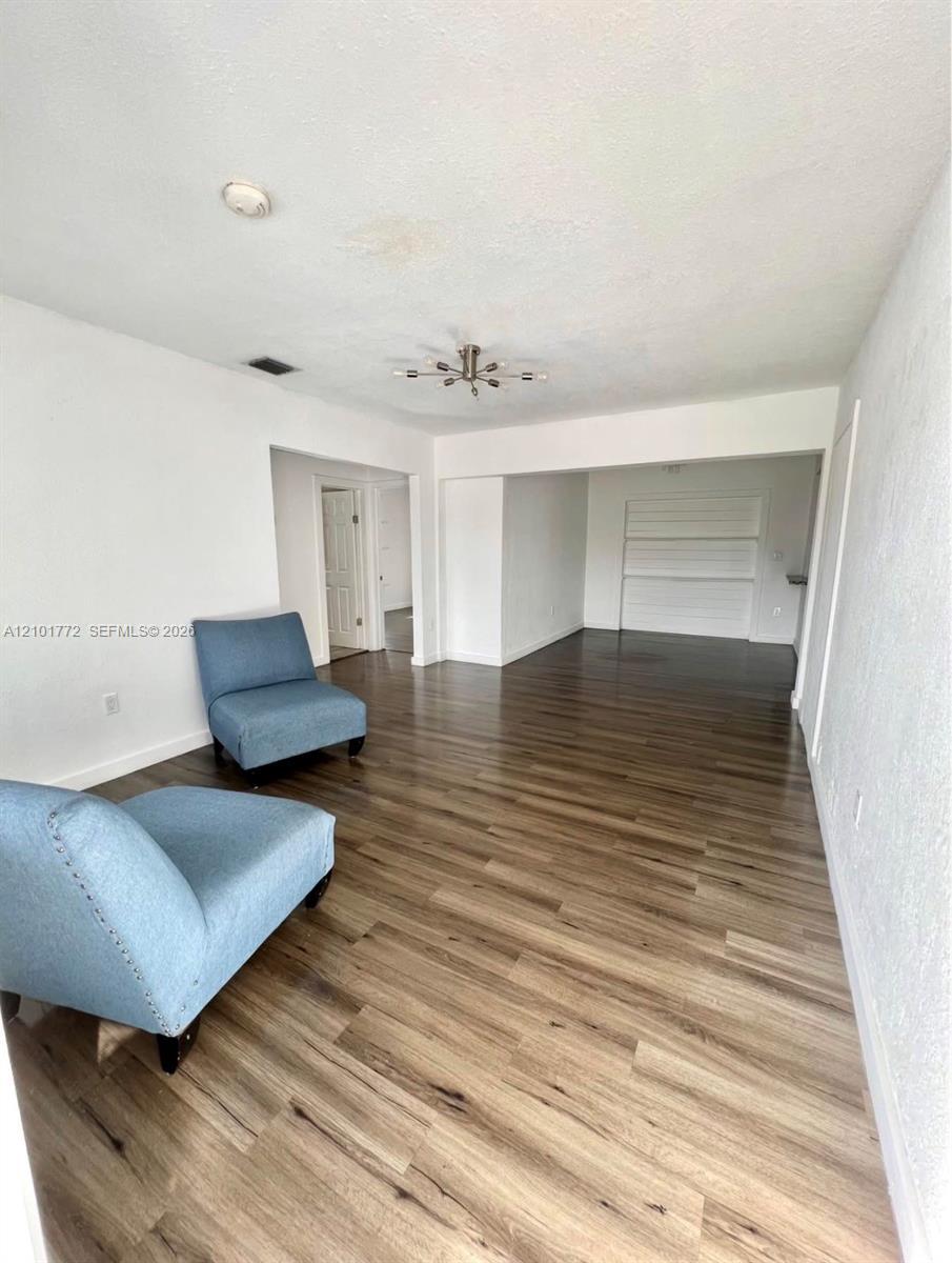 180 NW 32nd Pl # 1, Miami FL 33125 photo 4