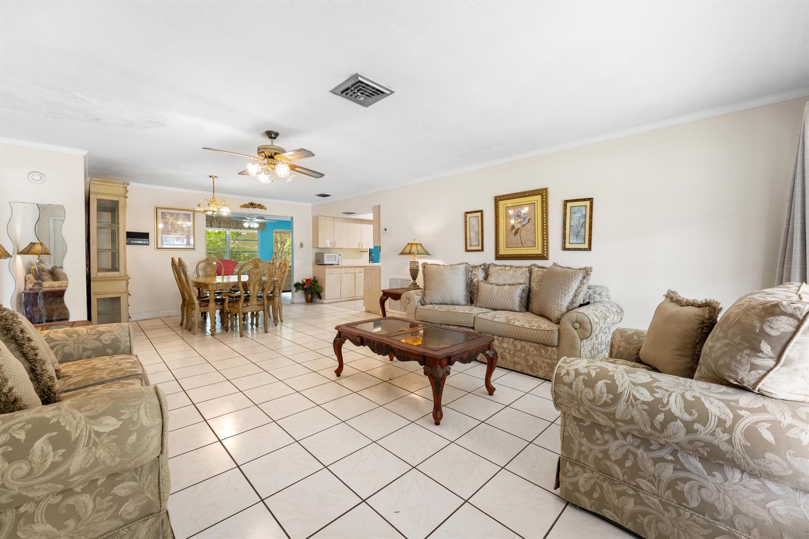 138 Sandpiper Avenue, Royal Palm Beach FL 33411 photo 5