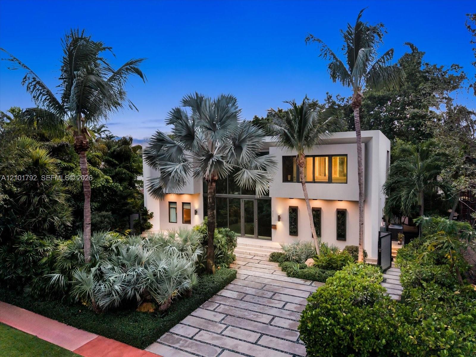 4322 Nautilus Dr, Miami Beach FL 33140 photo 3