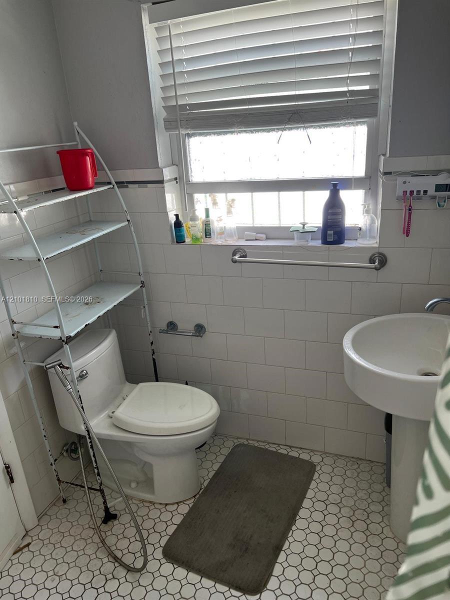 12327 NE 6th Ave # 5, North Miami FL 33161 photo 4