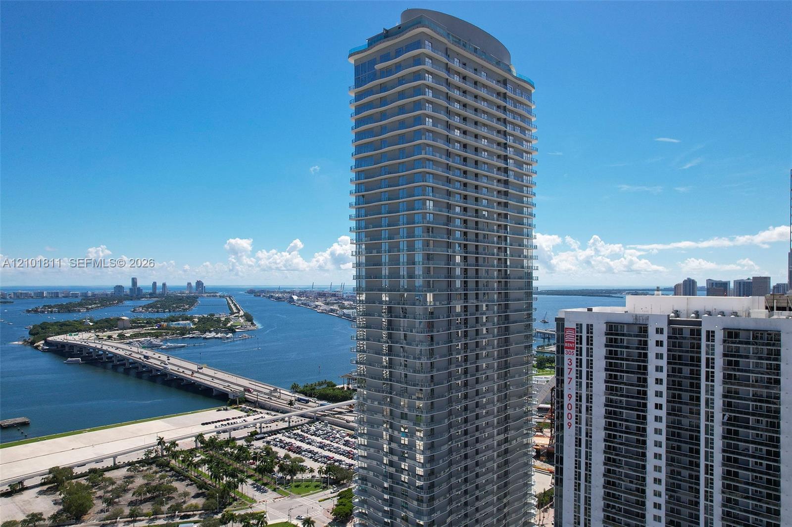 1400 Biscayne Blvd # 3601, Miami FL 33132 photo 3