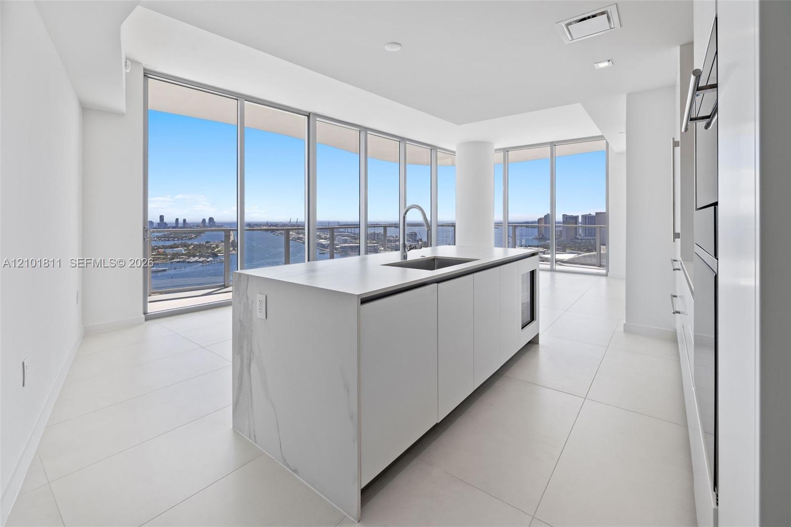 1400 Biscayne Blvd # 3601, Miami FL 33132 photo 5