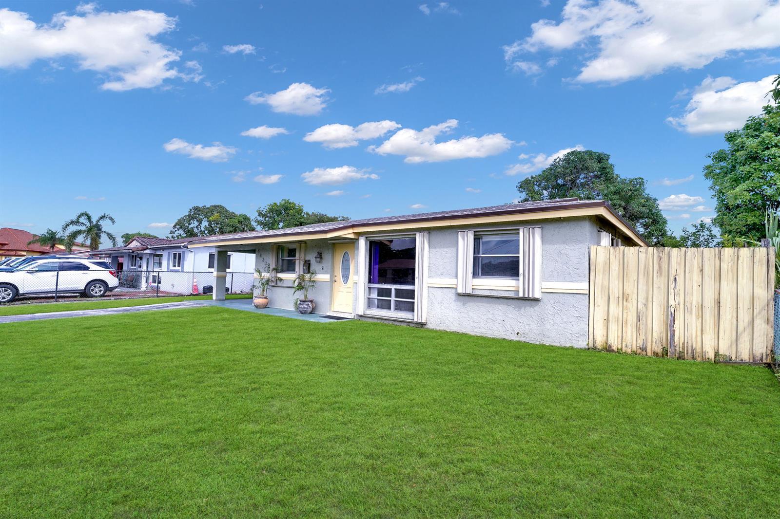 1420 NW 33RD Terrace, Lauderhill FL 33311 photo 3