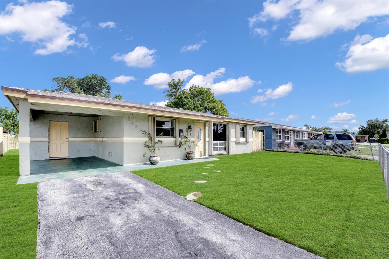 1420 NW 33RD Terrace, Lauderhill FL 33311