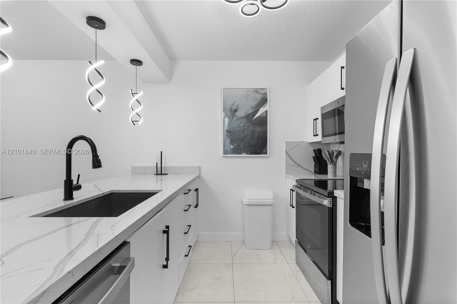 1200 Brickell Bay Dr # 1907, Miami FL 33131 photo 5