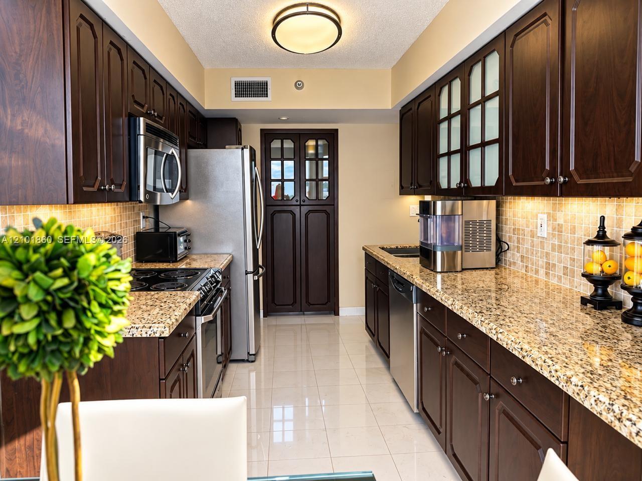 19101 NE 36th Ct # 2406, Aventura FL 33180 photo 5
