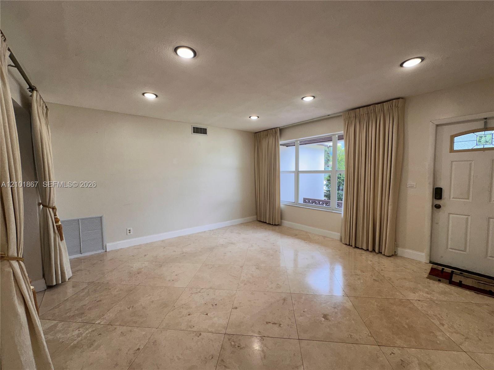 7050 SW 5th Ct # 0, Pembroke Pines FL 33023 photo 2
