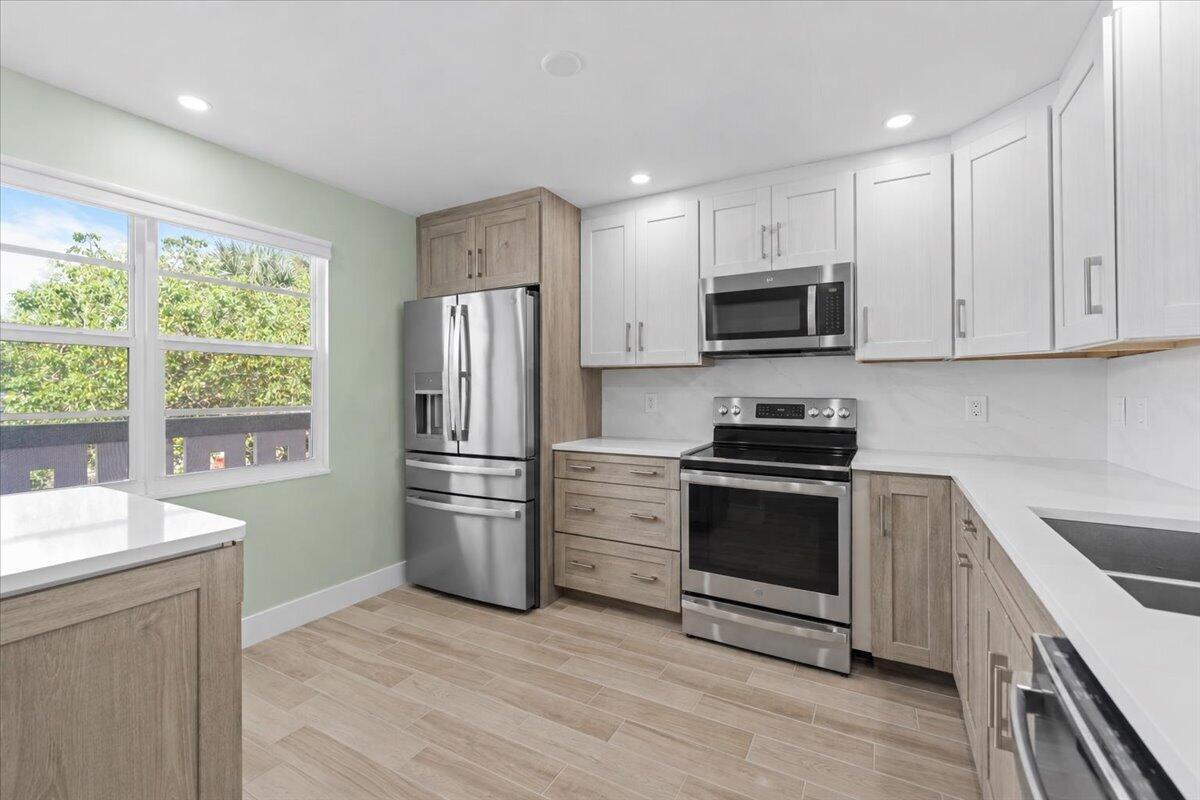 3502 BIMINI Lane # B2, Coconut Creek FL 33066 photo 2