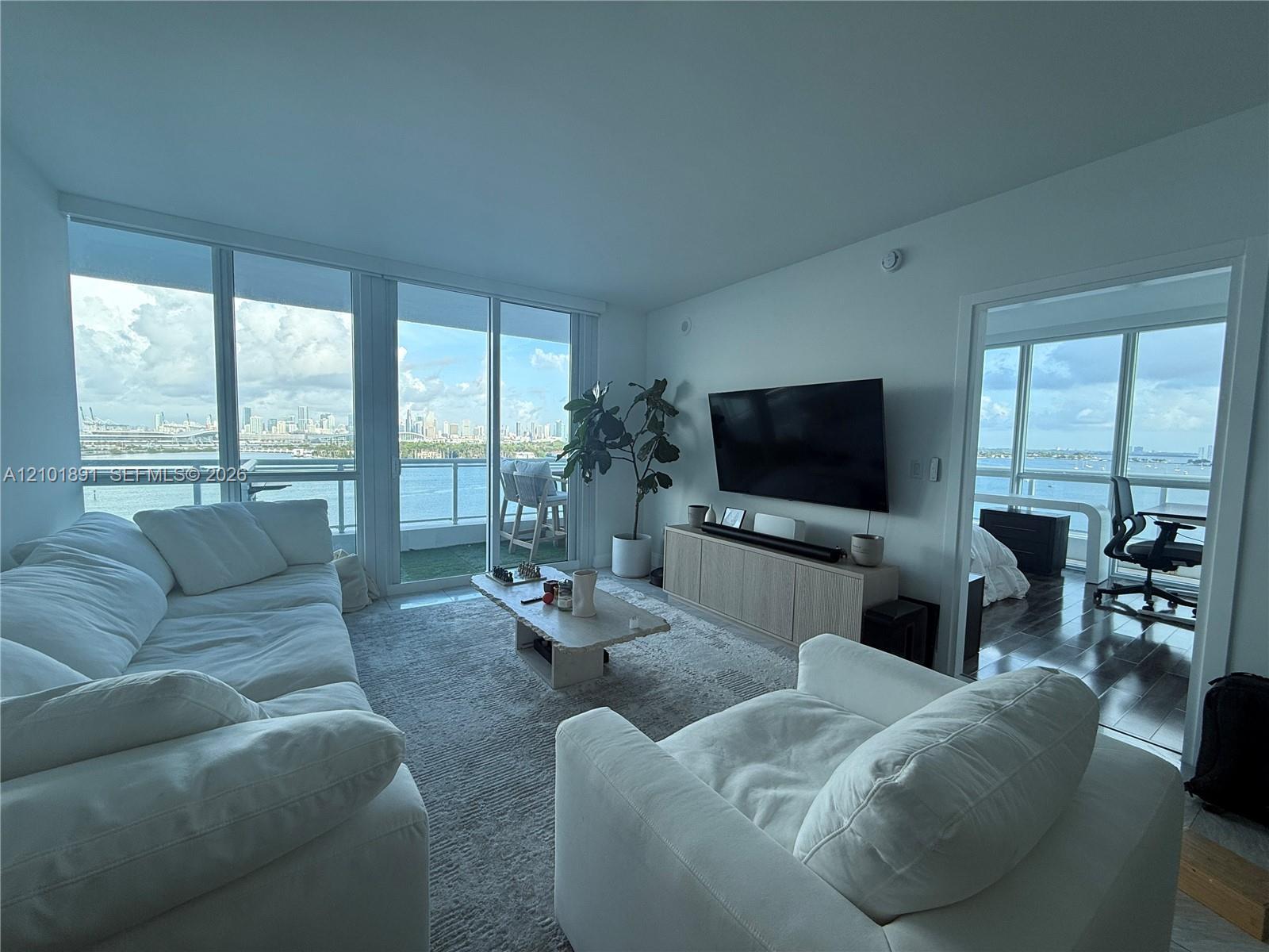 540 West Ave # 1014, Miami Beach FL 33139 photo 4