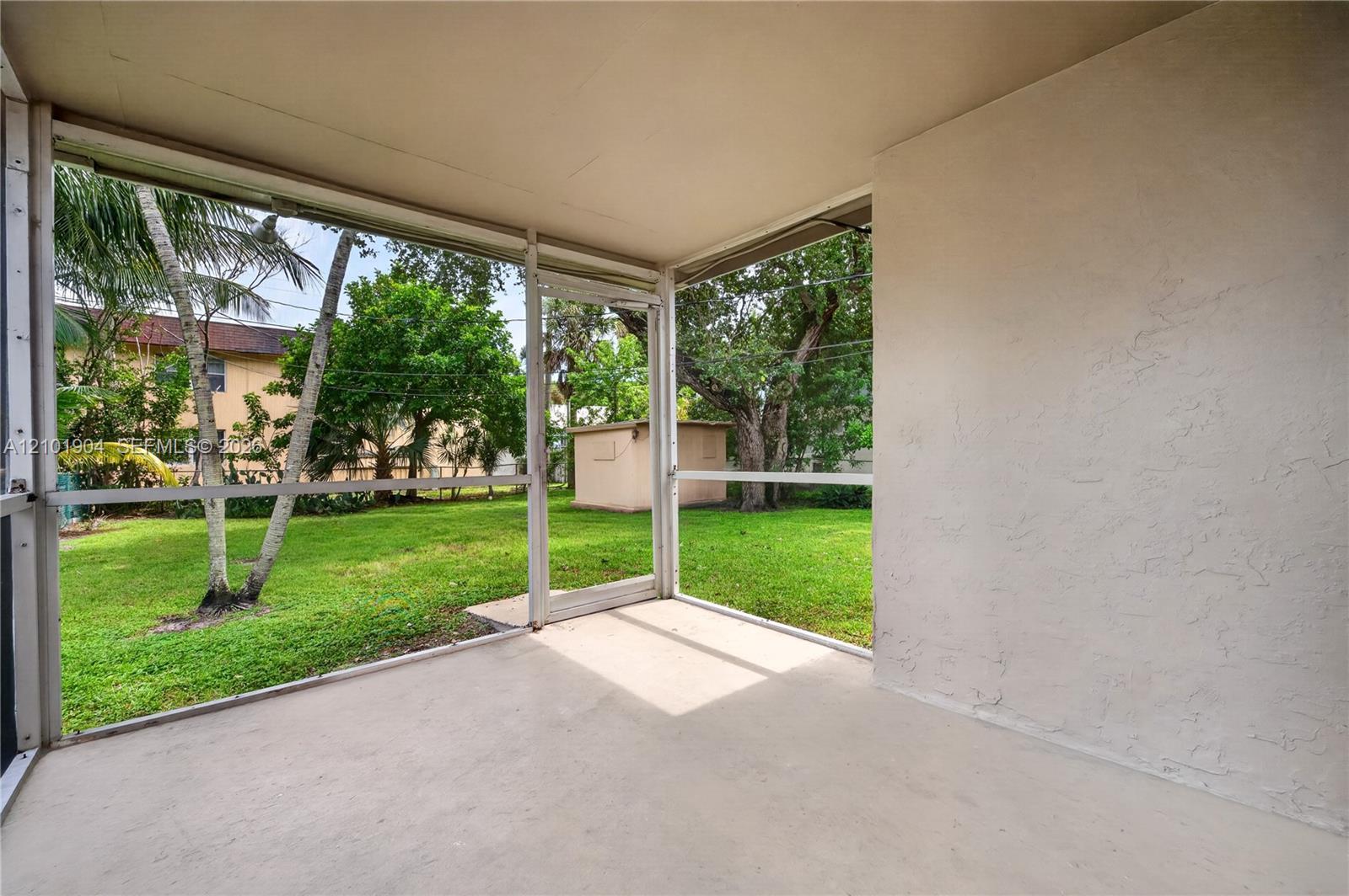 1422 S N St, Lake Worth FL 33460 photo 5