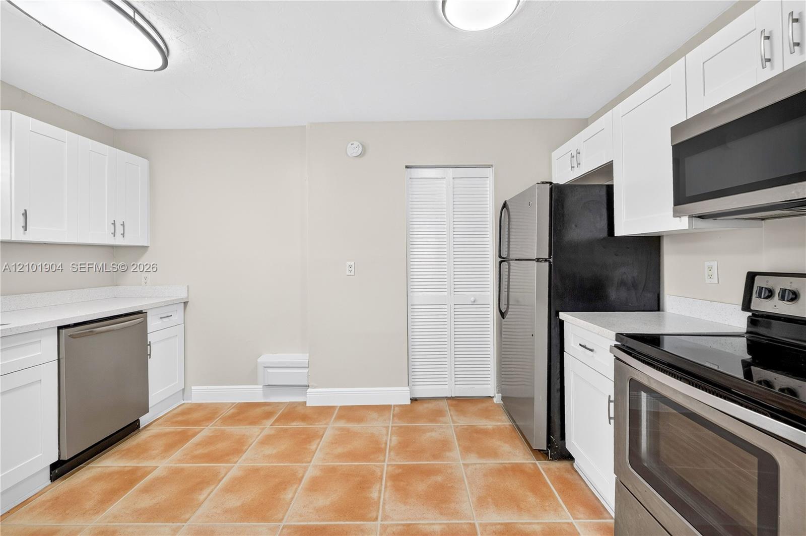 1422 S N St, Lake Worth FL 33460 photo 4