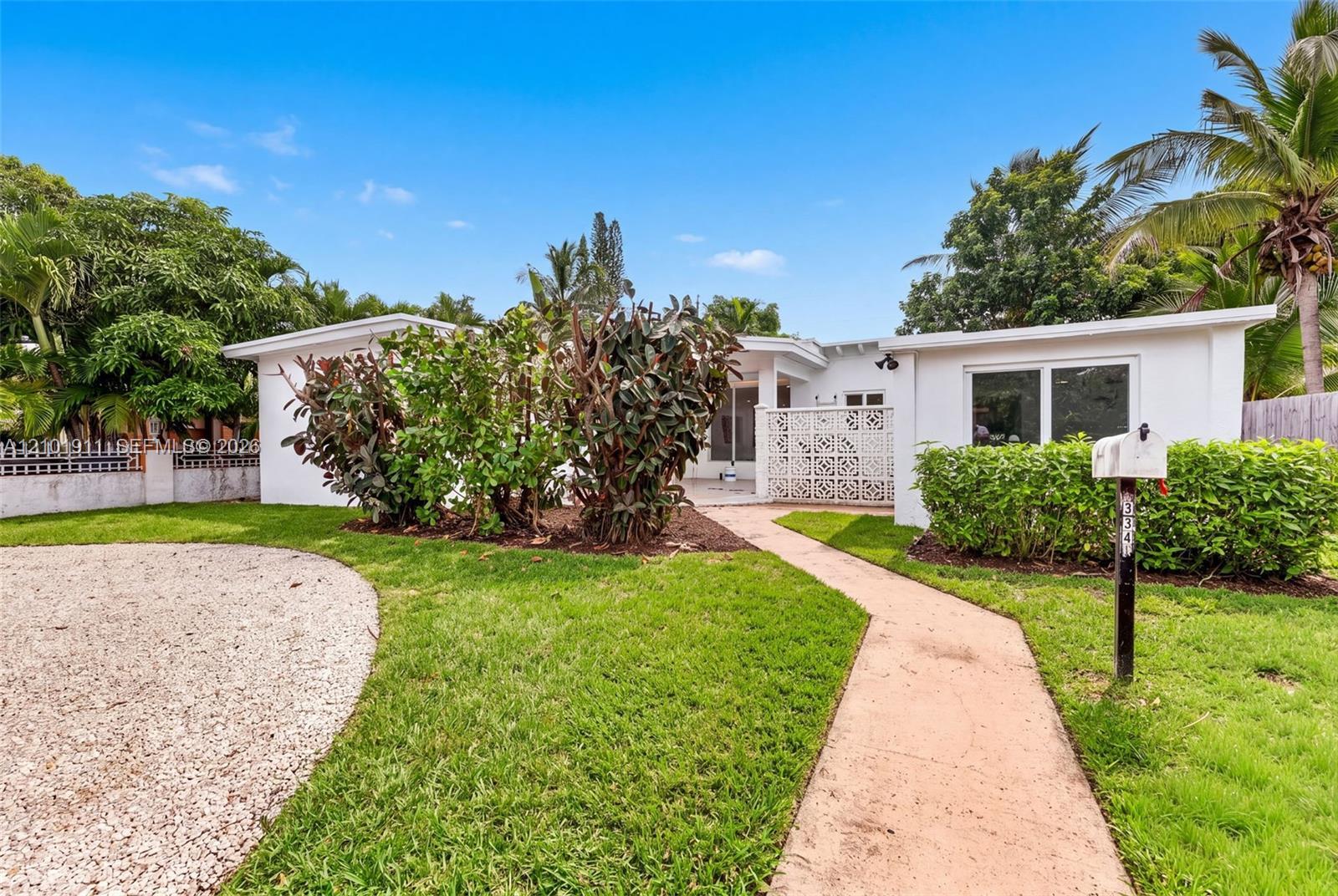 334 NW 110th St, Miami FL 33168