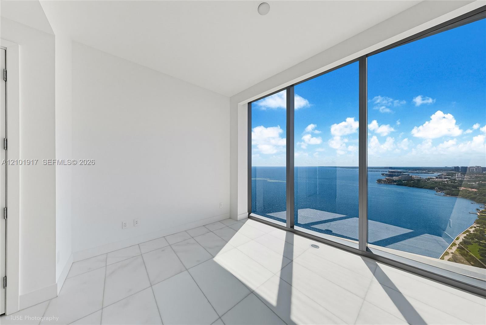 175 SE 25 RD # 3002, Miami FL 33129 photo 5