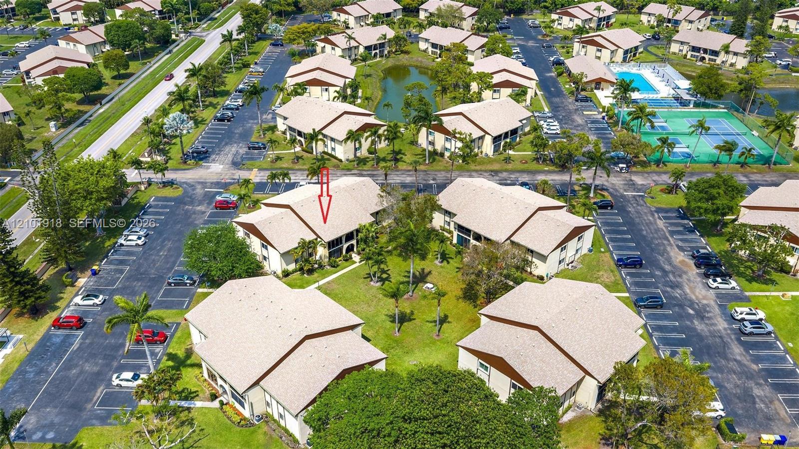 301 Pine Ridge Cir # 1, Green Acres FL 33463 photo 3