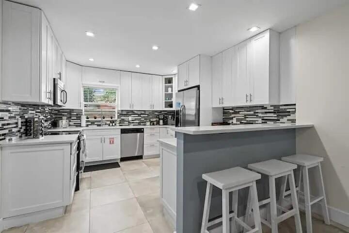 1949 WINDWARD Drive, Lauderdale By The Sea FL 33062 photo 5