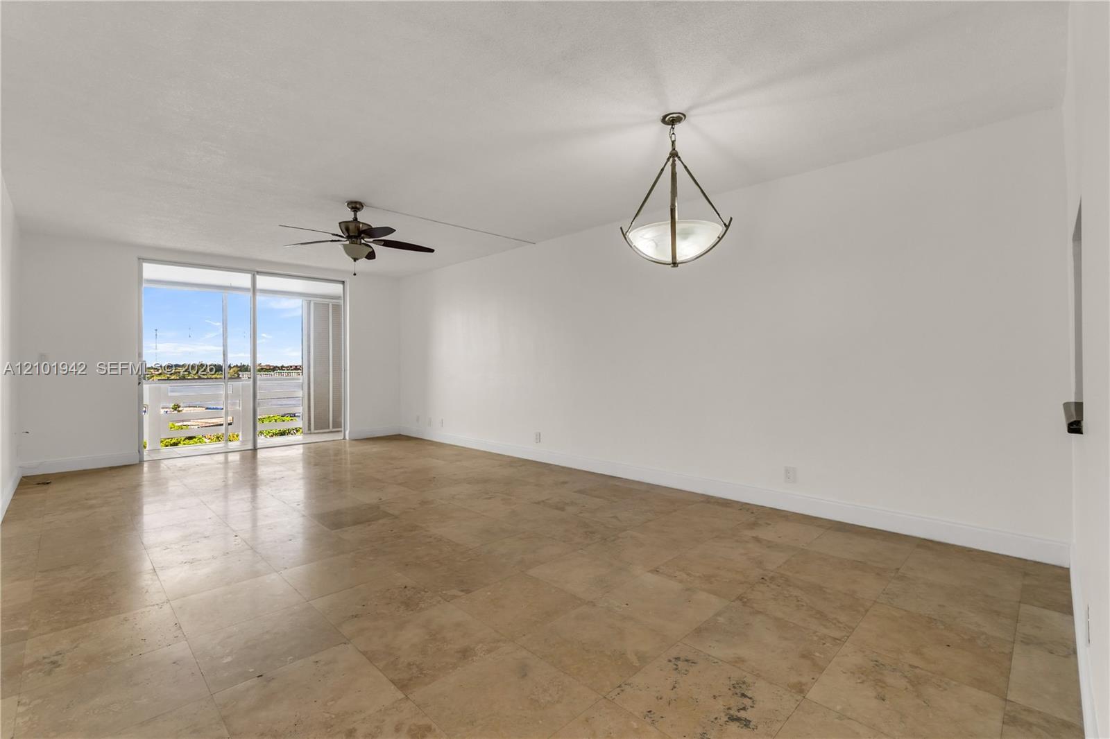 1401 NE Miami Gardens Dr # 892, Miami FL 33179 photo 2