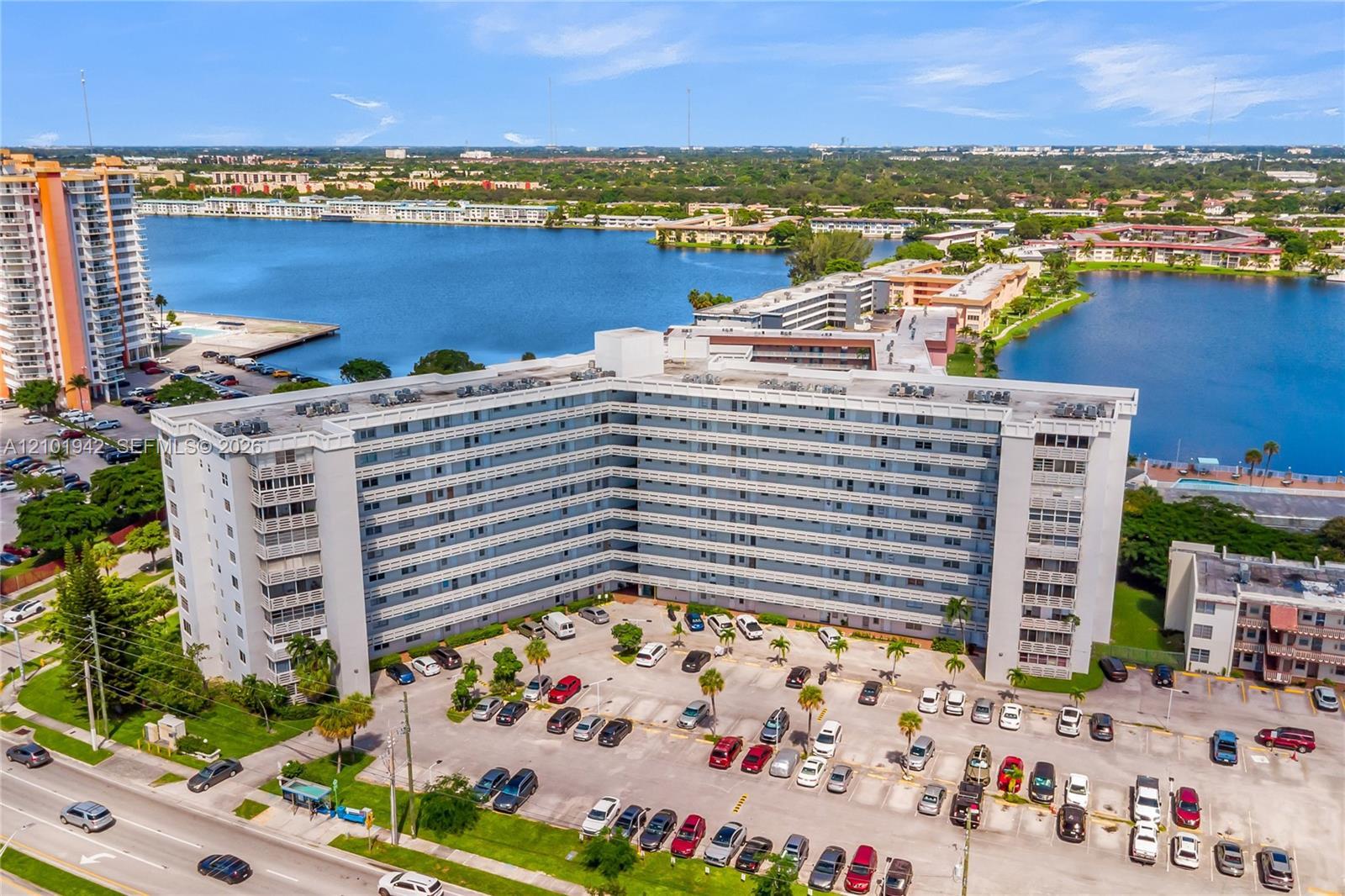 1401 NE Miami Gardens Dr # 892, Miami FL 33179