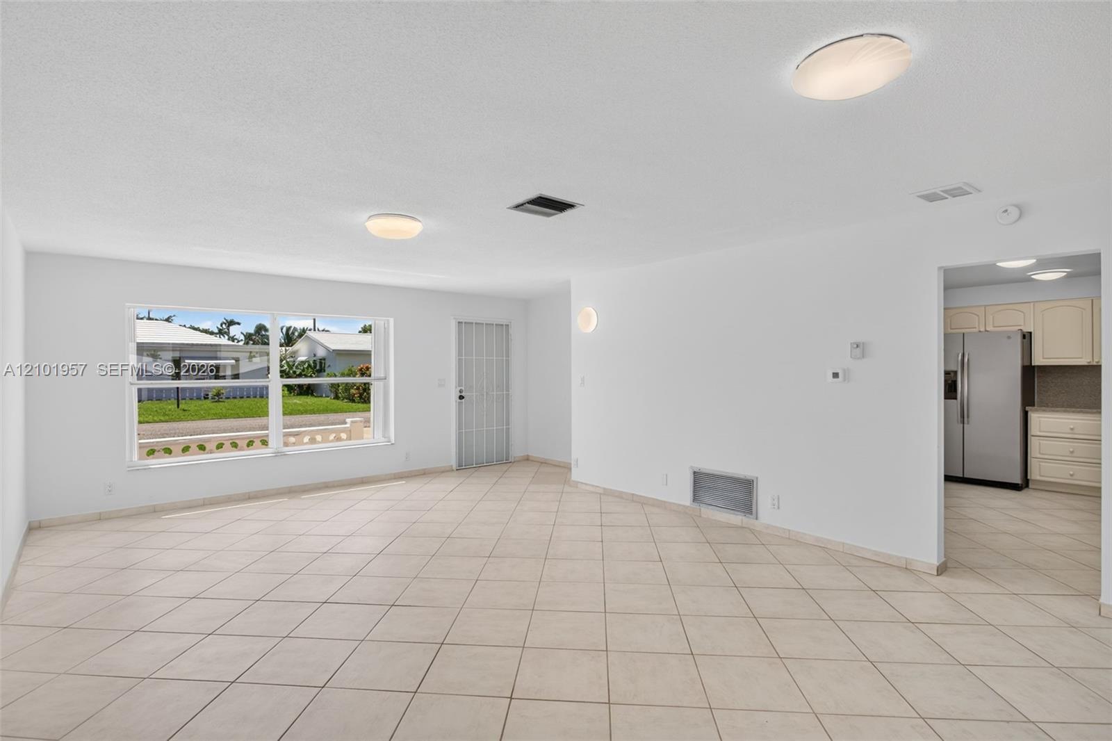 341 NW 25th Ct, Pompano Beach FL 33064 photo 4