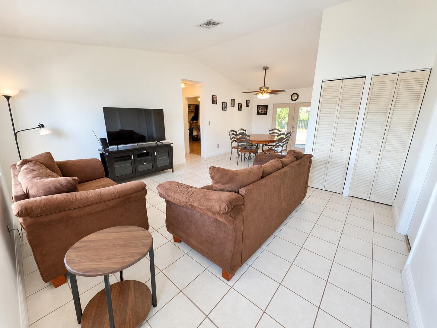 12411 SW 10TH Court, Davie FL 33325 photo 2
