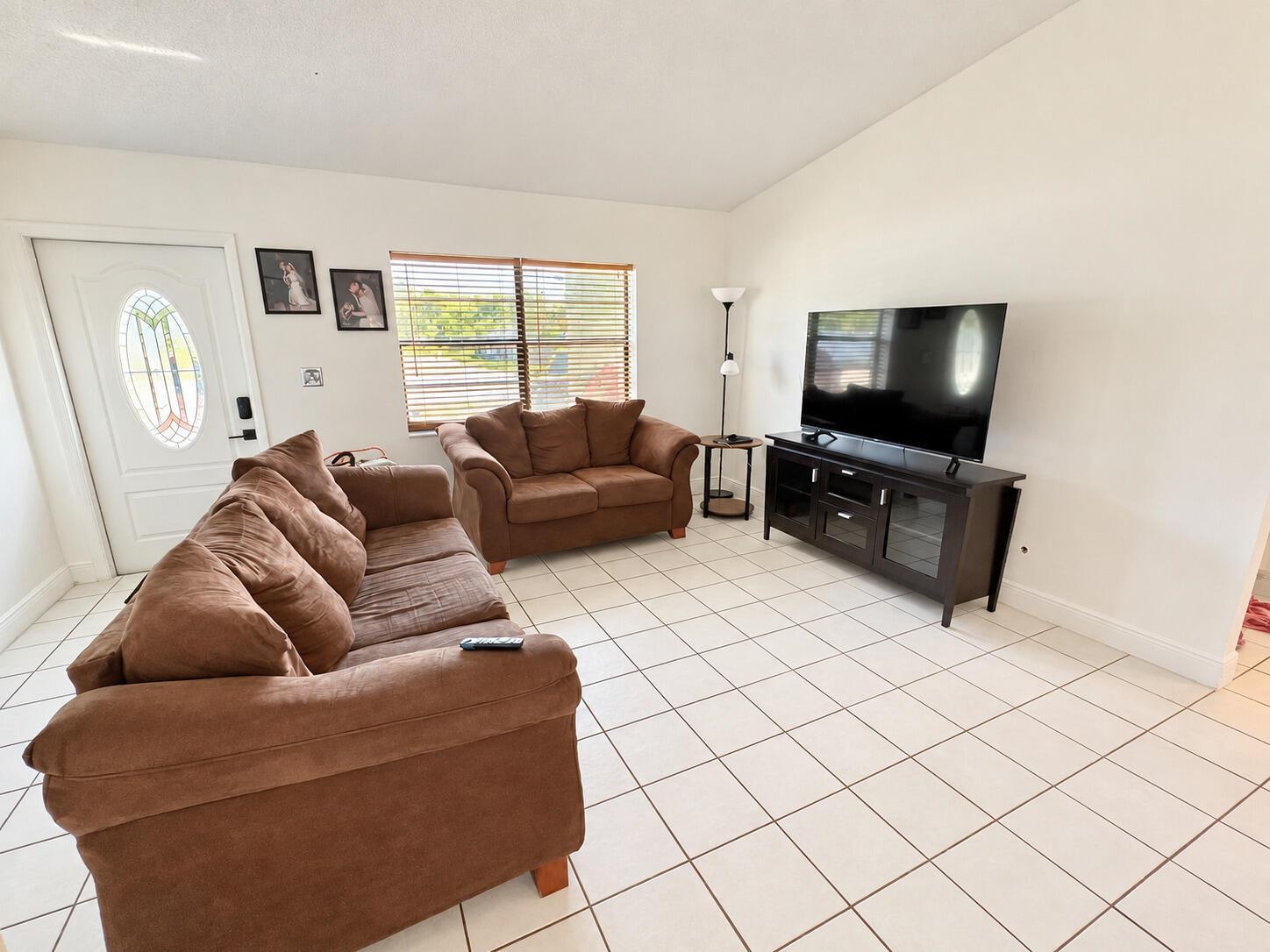 12411 SW 10TH Court, Davie FL 33325 photo 4