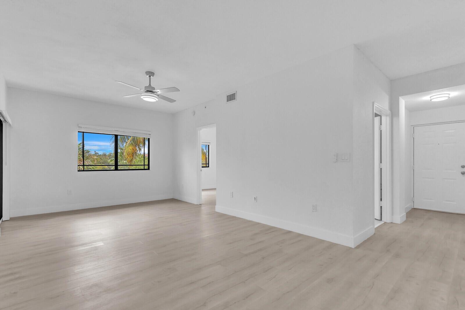 2916 TUSCANY Court # 302, Palm Beach Gardens FL 33410 photo 3