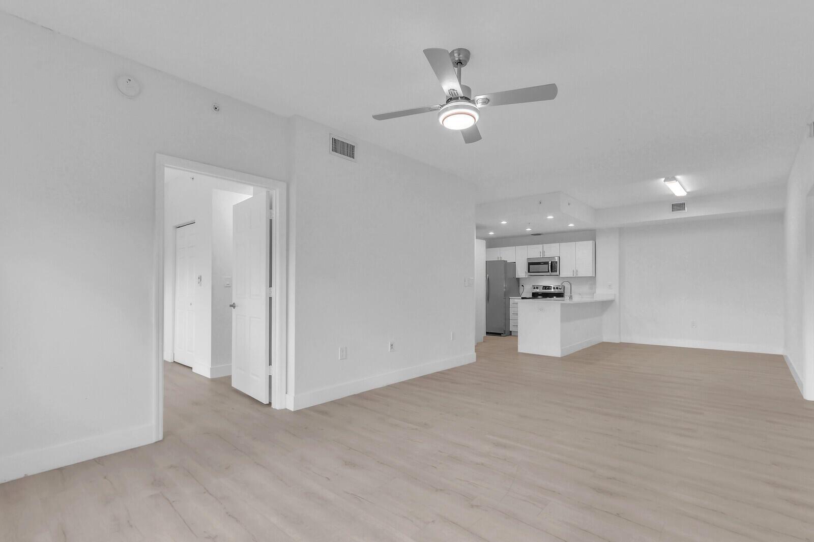 2916 TUSCANY Court # 302, Palm Beach Gardens FL 33410 photo 4
