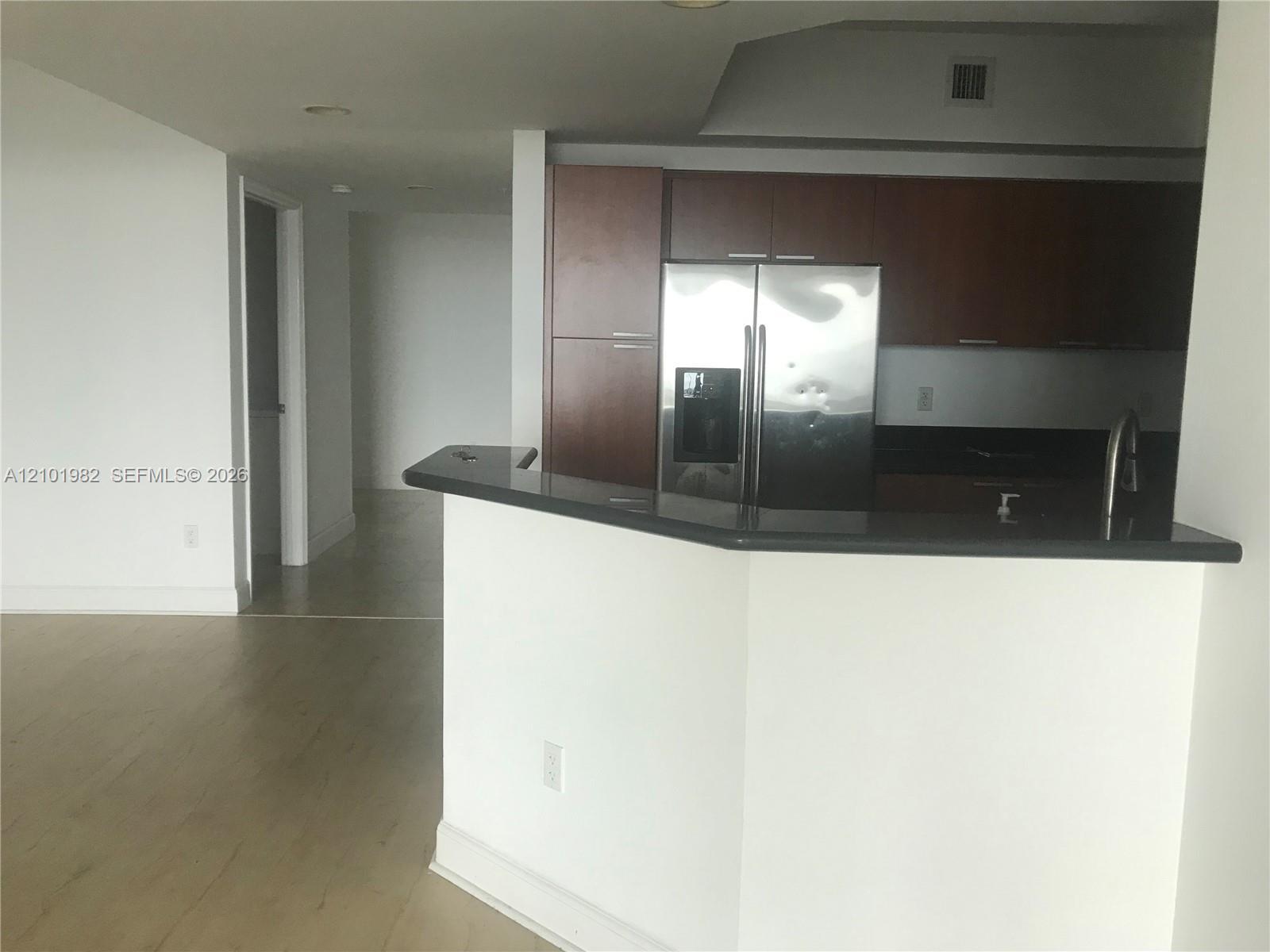 15051 Royal Oaks Ln # 2204, North Miami FL 33181 photo 4