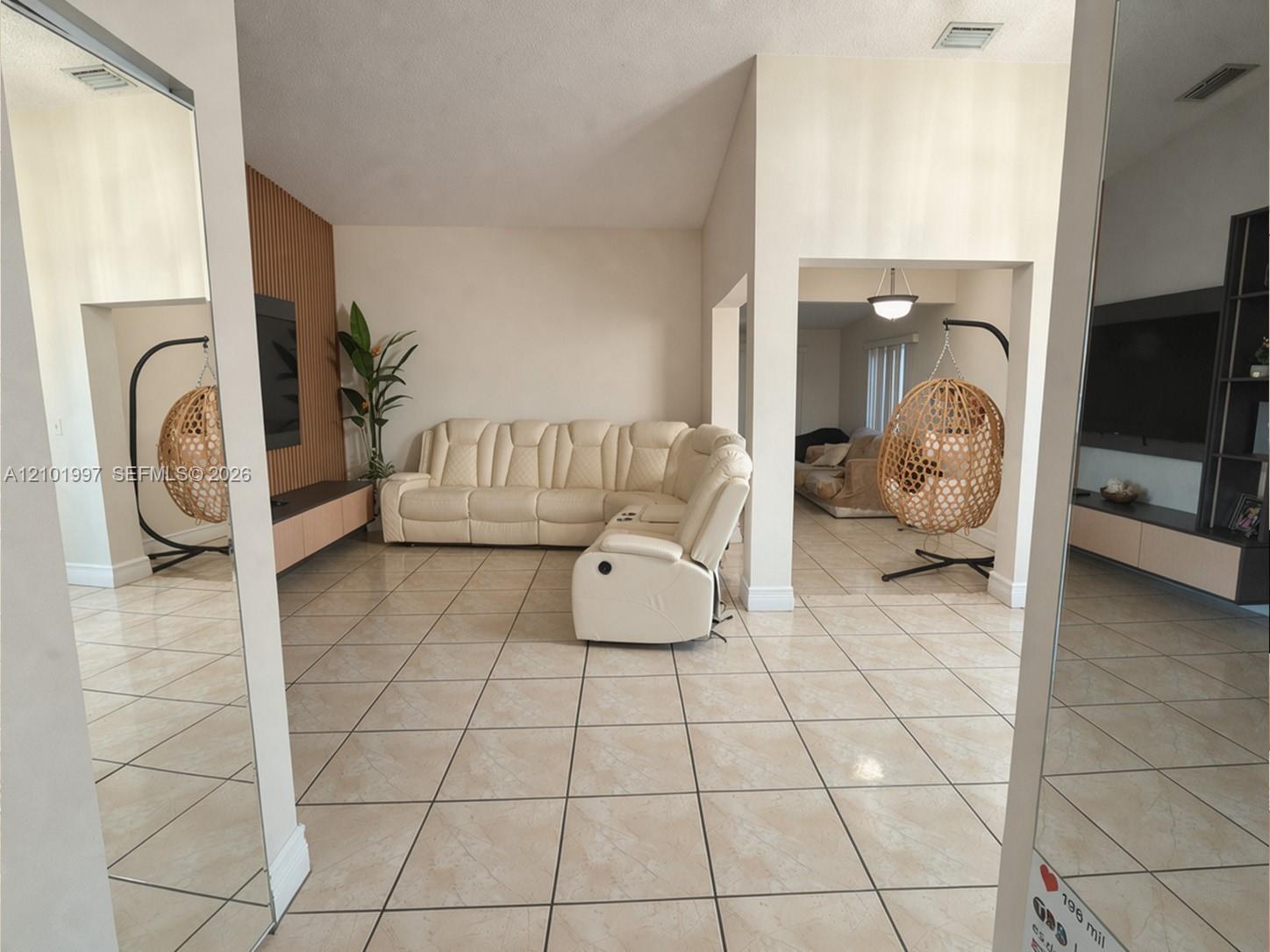 12231 SW 195th Ter, Miami FL 33177 photo 4
