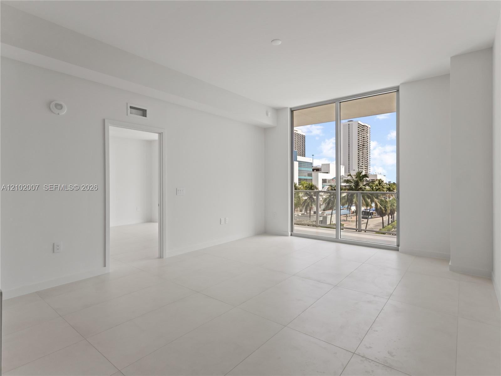 1400 Biscayne Blvd # 309, Miami FL 33132 photo 4