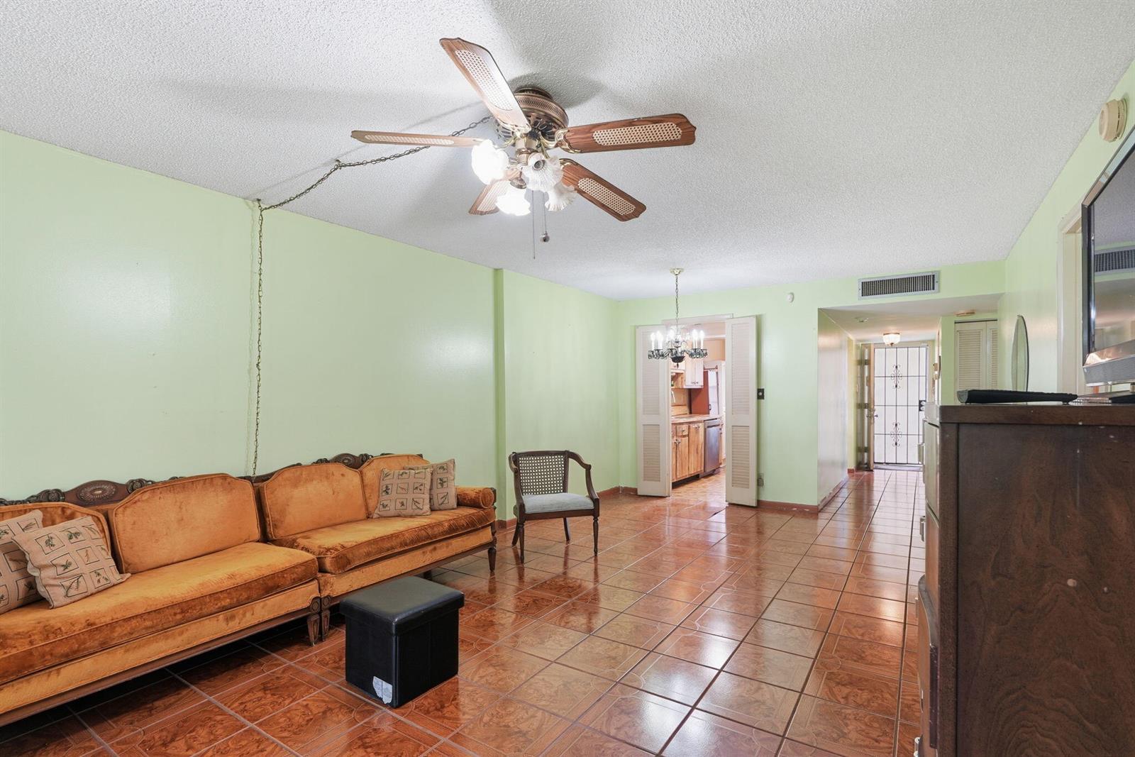 3000 NW 48th Terrace # 130, Lauderdale Lakes FL 33313 photo 4