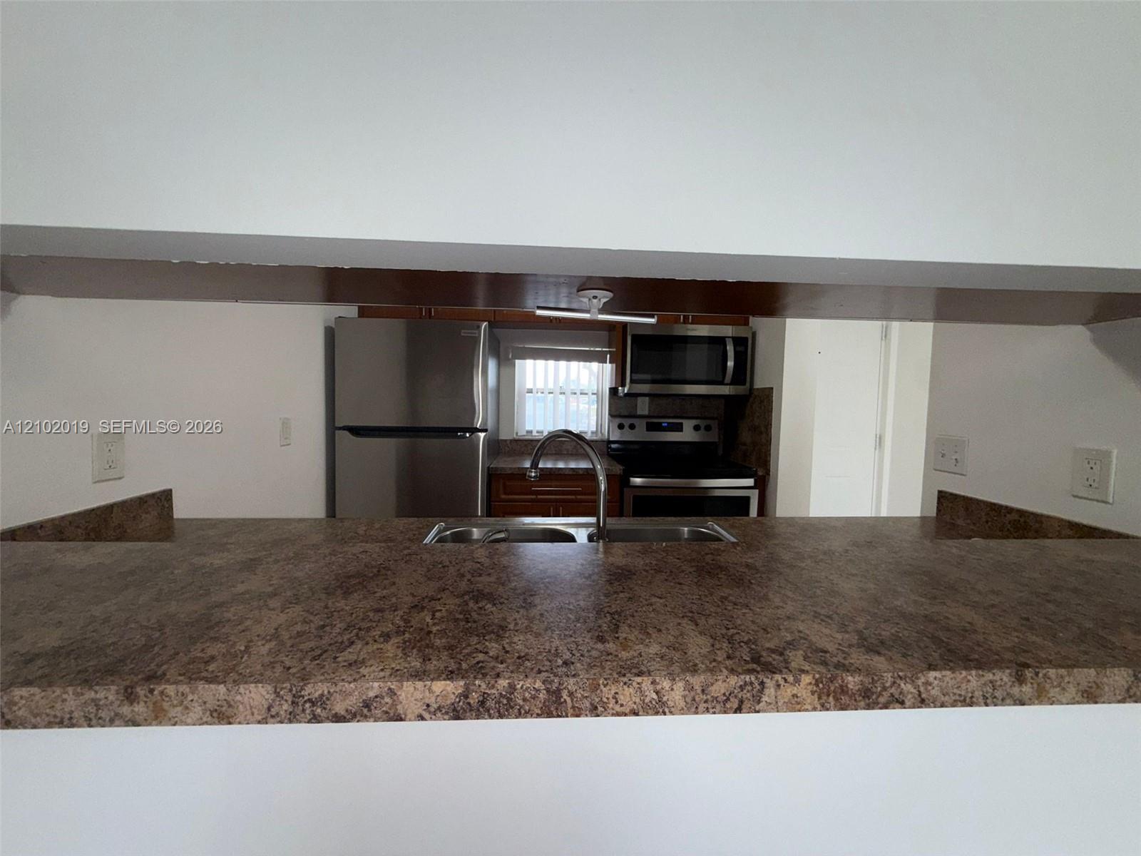 8560 N Sherman Cir # 105, Miramar FL 33025 photo 2