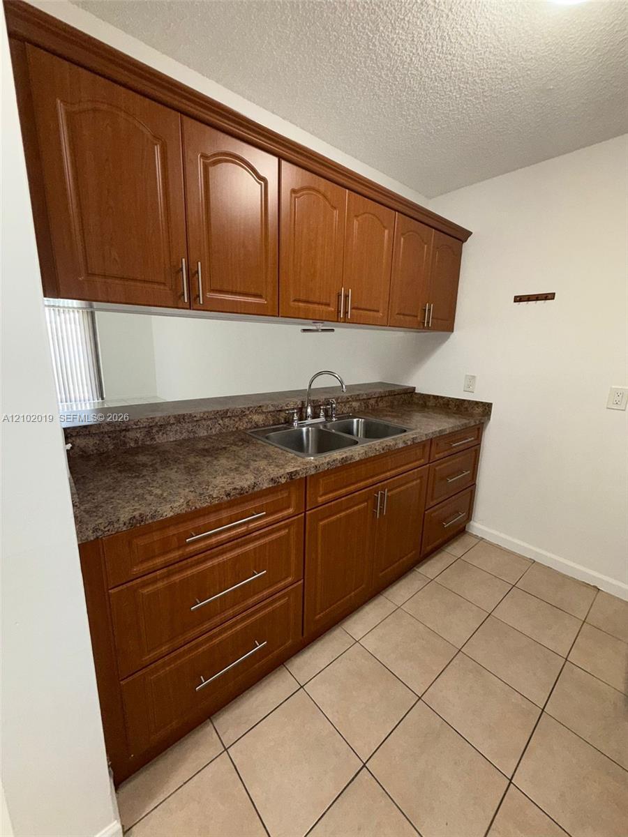 8560 N Sherman Cir # 105, Miramar FL 33025 photo 5