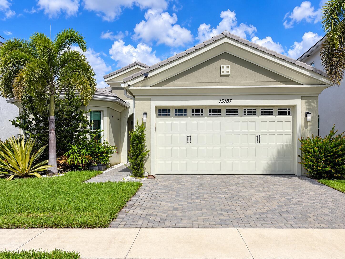 15187 Goldspar Court, Westlake FL 33470 photo 2