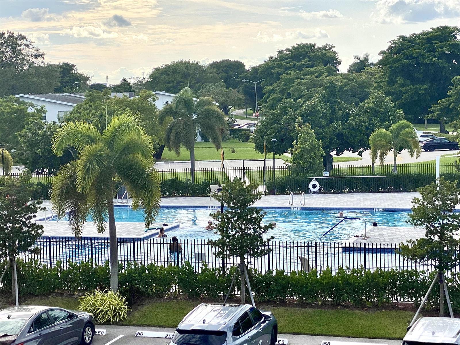27 RICHMOND D Crescent, Deerfield Beach FL 33442