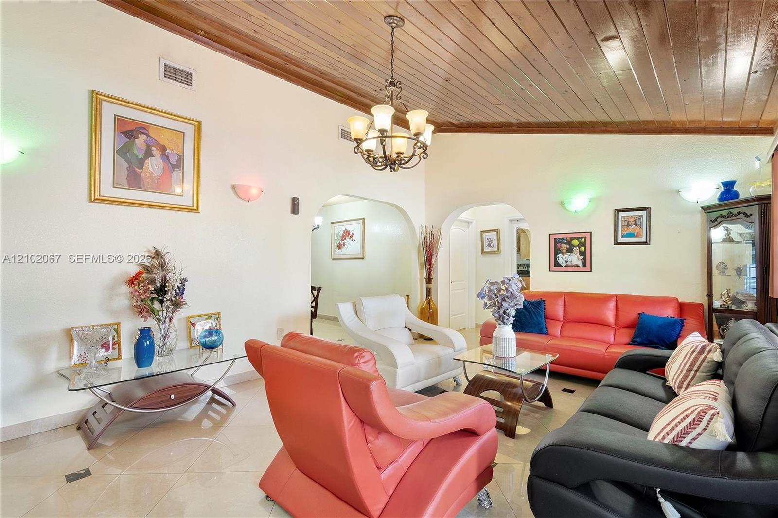 348 NE 118th St, Miami FL 33161 photo 4