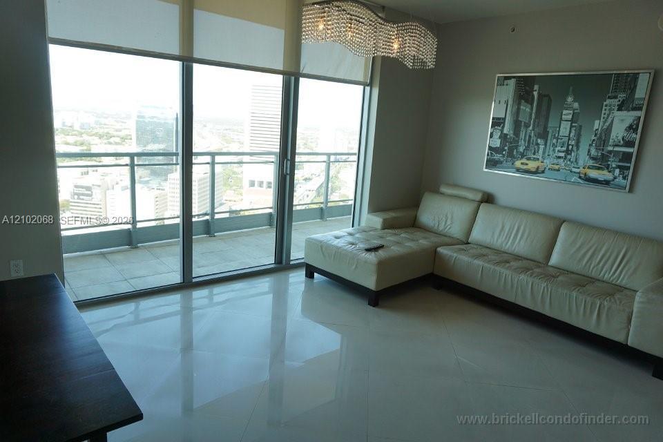 90 SW 3rd St # 3505, Miami FL 33130 photo 4