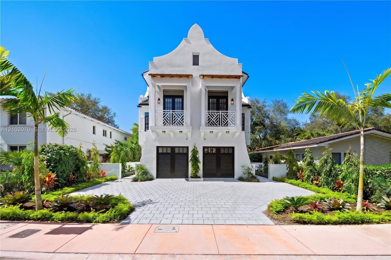 2710 Le Jeune Rd, Coral Gables FL 33134