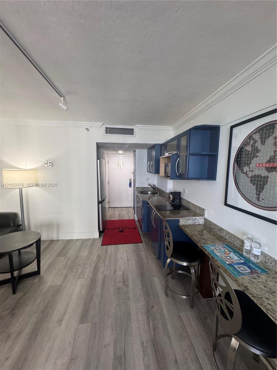19201 Collins Ave # 918, Sunny Isles Beach FL 33160 photo 2