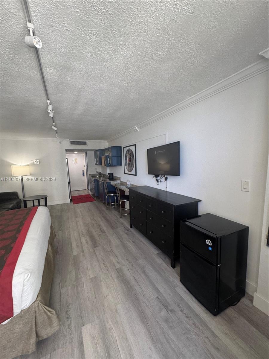 19201 Collins Ave # 918, Sunny Isles Beach FL 33160 photo 5