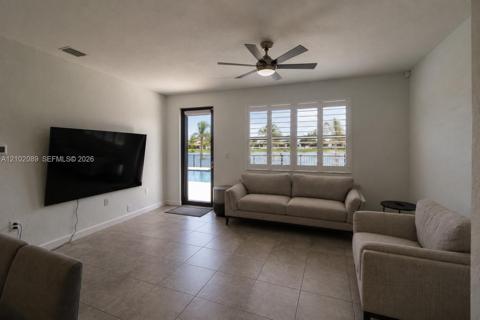 2450 SE 1st St # 0, Homestead FL 33033 photo 3