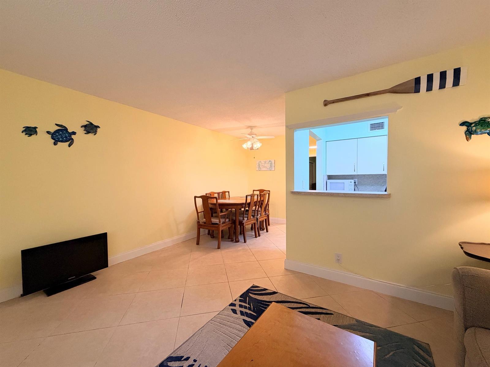 240 HORIZONS W # 107, Boynton Beach FL 33435 photo 3