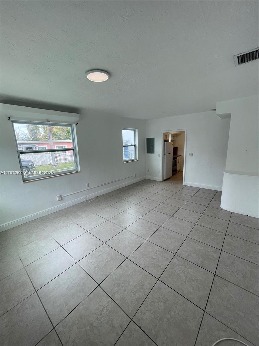 7001 NW 4th Ct, Miami FL 33150 photo 3