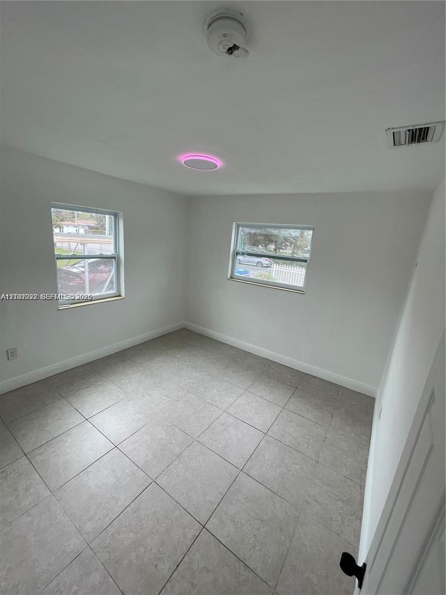 7001 NW 4th Ct, Miami FL 33150 photo 5