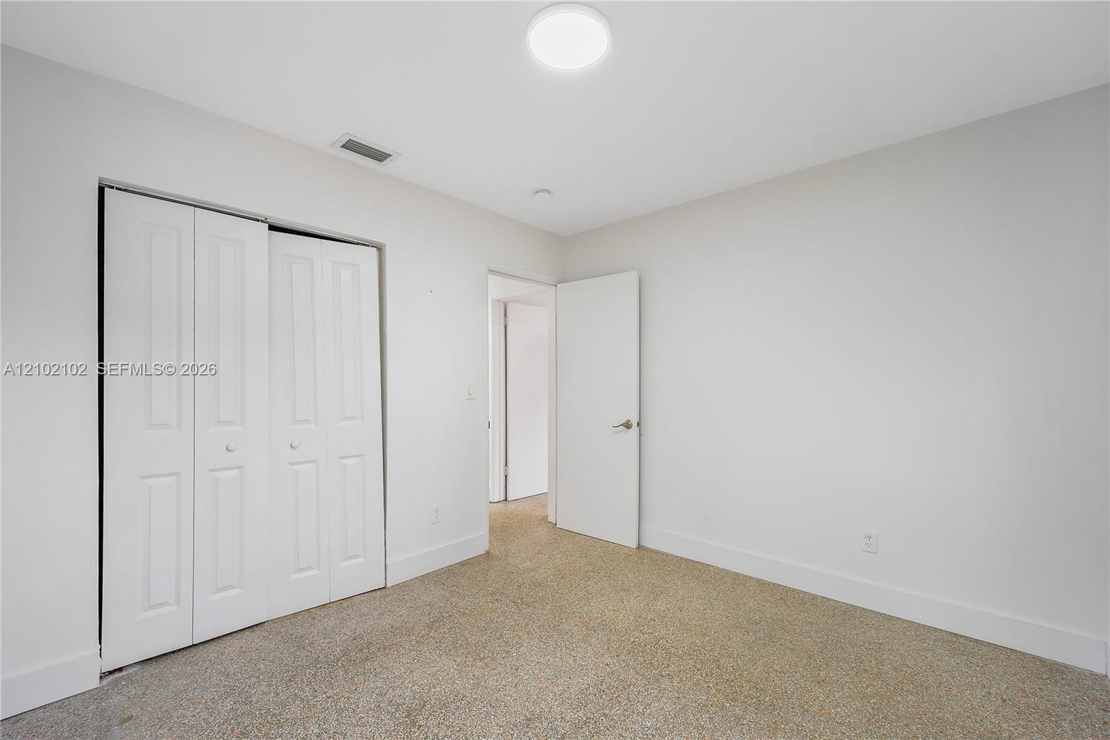 570 NE 132nd St, North Miami FL 33161 photo 5