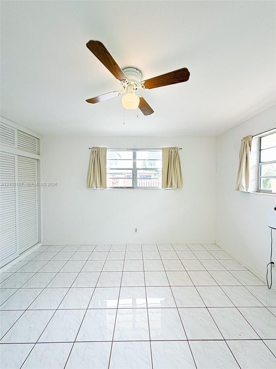 1401 Grant St # 3, Hollywood FL 33020 photo 4
