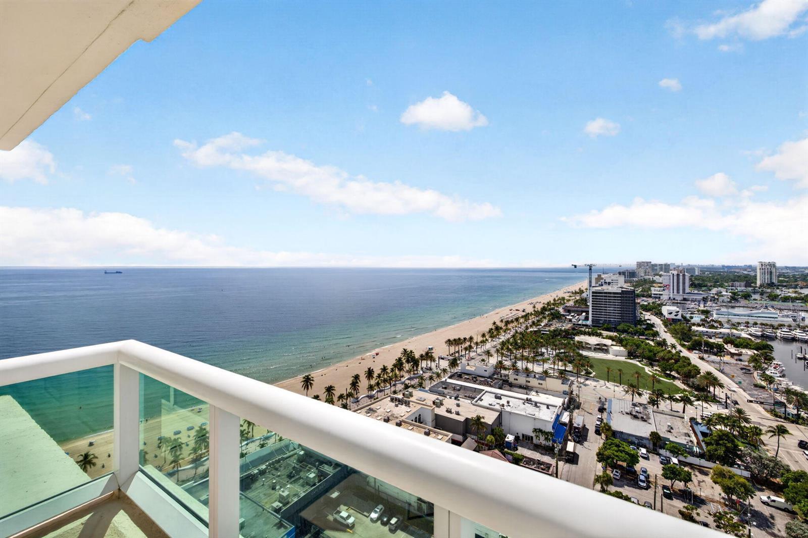 101 S FORT LAUDERDALE BEACH Boulevard # 2407, Fort Lauderdale FL 33316 photo 2